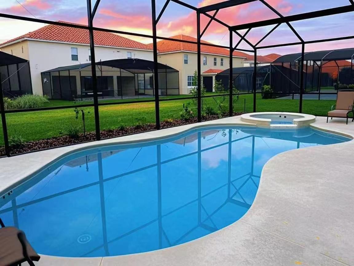 Elegant King Queen Suite Rms -Private Bath-5 Star Resort-Pool-Spa-Club-Disney-Water Park-Wifi Available Davenport Exterior photo